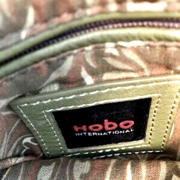 “NEW” HOBO Embellished Mini Bag - Picture 6 of 8